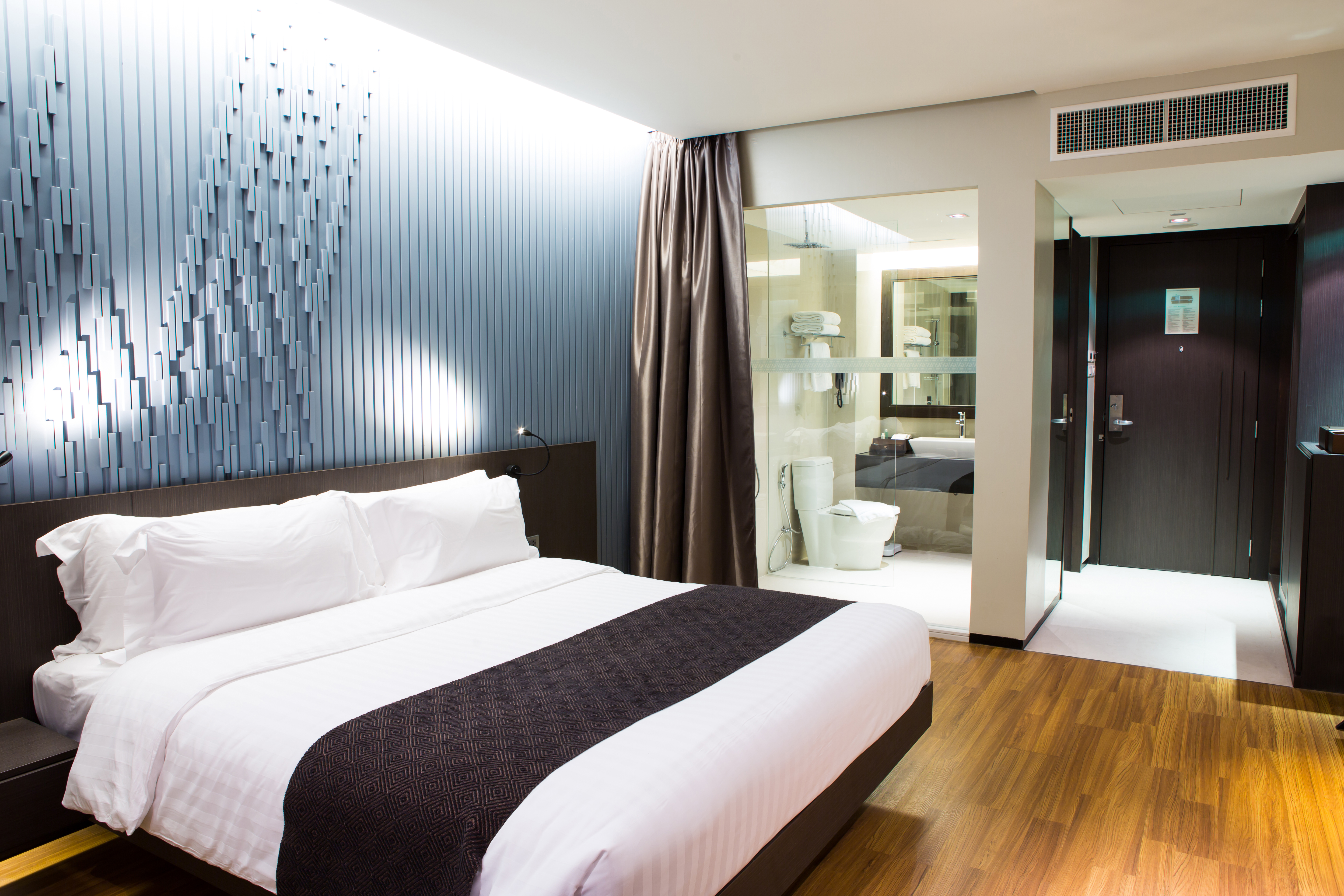King Plaza Room